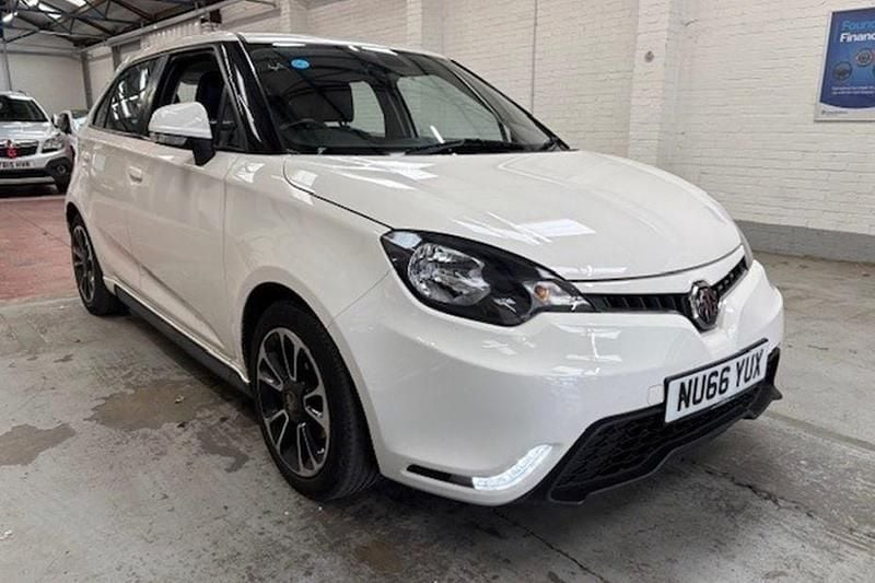 White Used 2016 MG MG3 Hatchback | £3,990 (Fair price) - Image 1/1