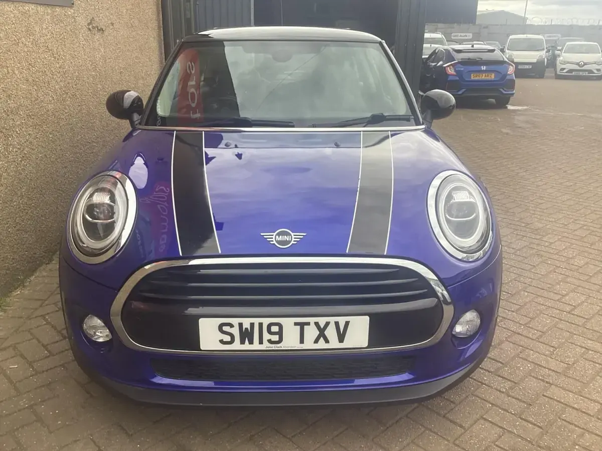 Used Mini Cooper Classic 2019 Blue Hatchback