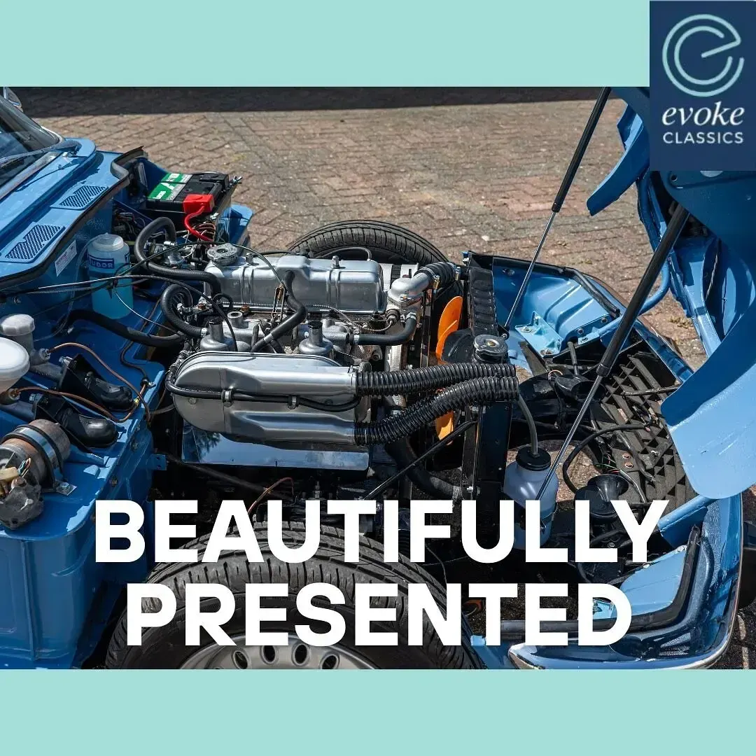 Used Triumph Spitfire 75 HP (55 kW) 1973 Blue Cabriolet