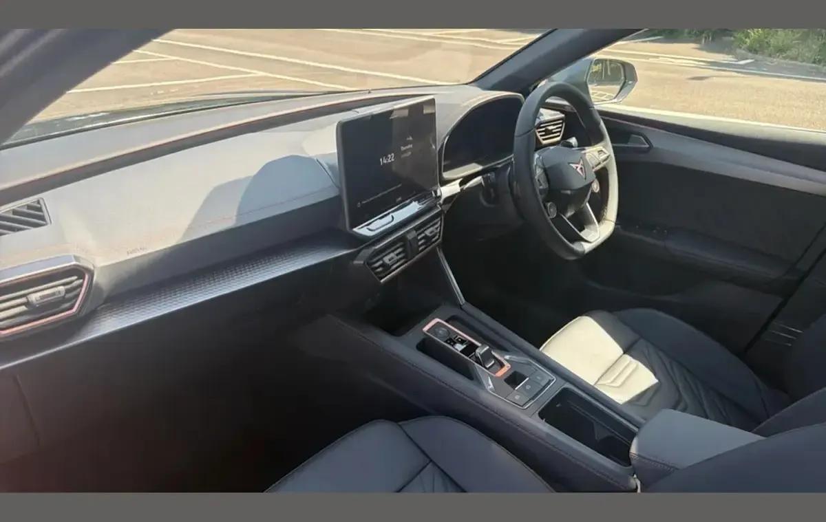 New Cupra Leon 147 HP (108 kW) 2026 Grey Estate