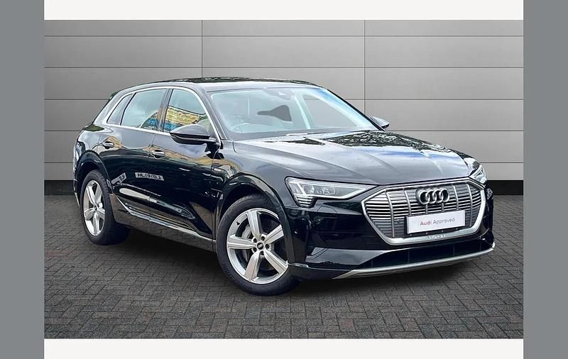 Brilliant black Used 2021 Audi e-tron Design SUV | £21,695 (A bit pricey) - Image 1/4