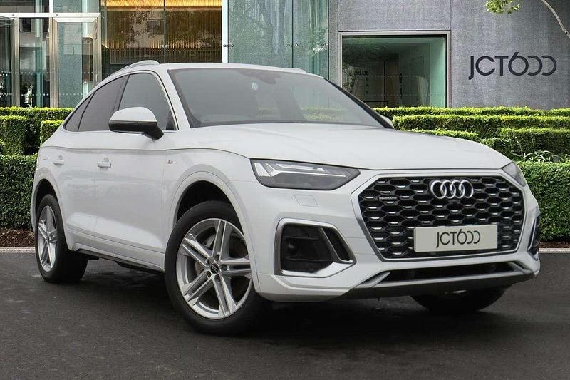 White Used 2022 Audi Q5 Sportback S-Line SUV | £31,590 (Fair price) - Image 1/4