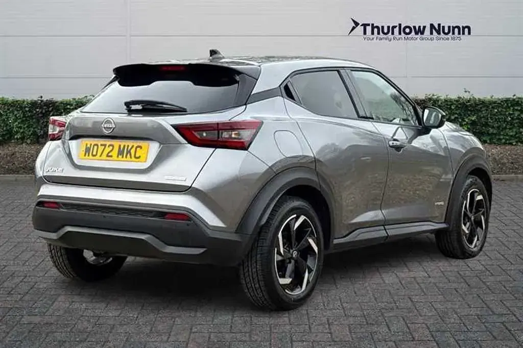 Used Nissan Juke N-Connecta 143 HP (105 kW) 2023 Grey SUV