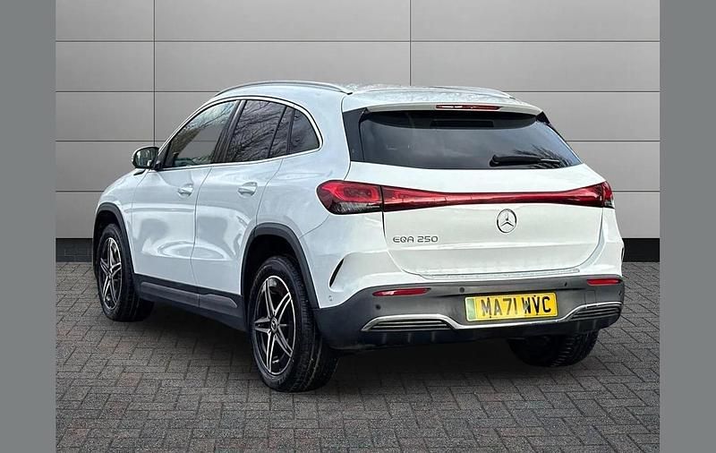 Used Mercedes EQA250 AMG line 139 kW (190 HP) 2021 White SUV