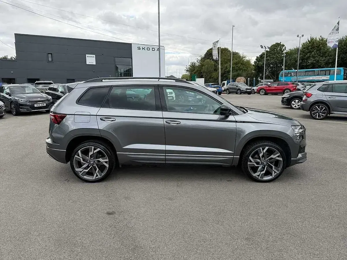 Used Skoda Karoq SportLine 150 HP (110 kW) 2025 Grey SUV