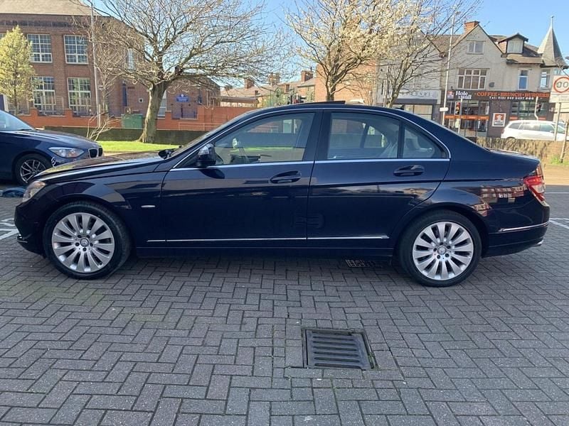 Used Mercedes C220 Elegance 170 HP (125 kW) 2008 Blue Sedan