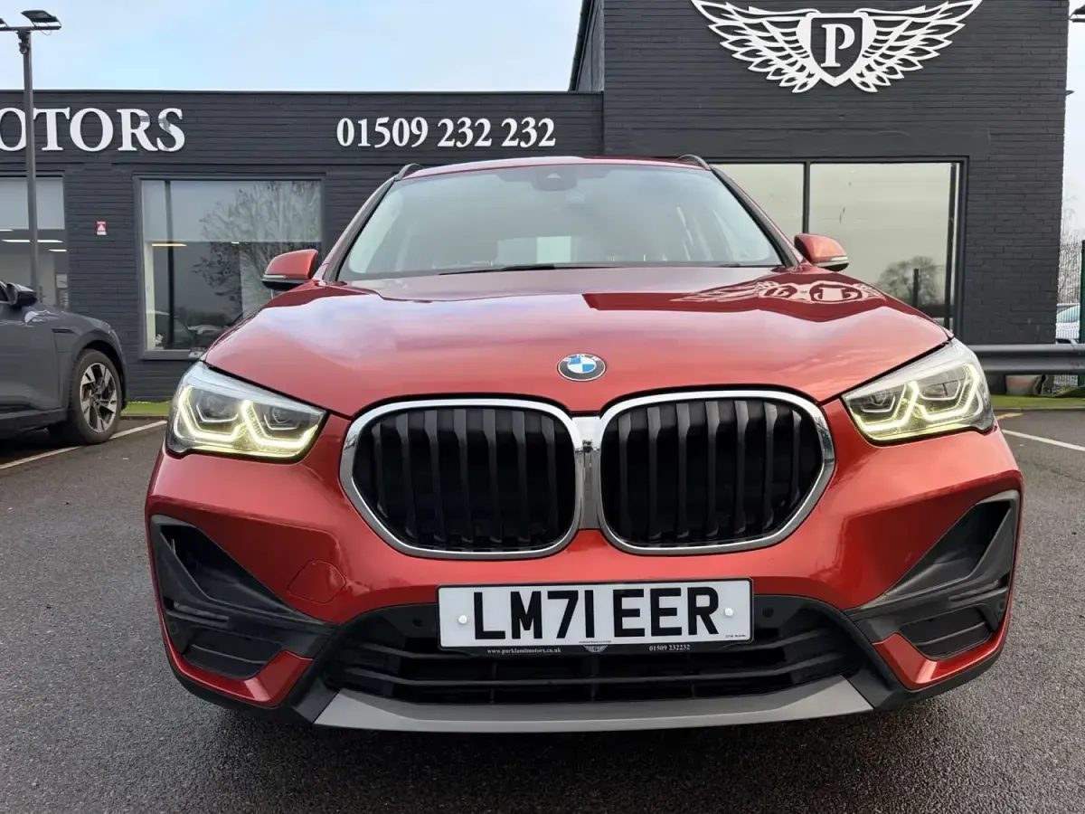 Używany BMW X1 Comfort Edition 2021 Pomarańczowy SUV