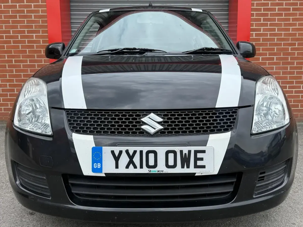 Used Suzuki Swift 92 HP (67 kW) 2010 Black Hatchback