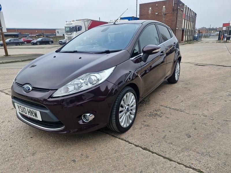 Used Ford Fiesta Titanium 2010 Red Hatchback