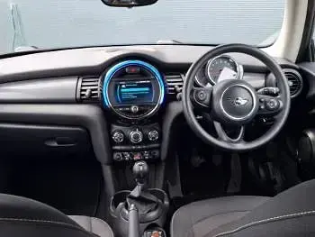Used Mini Cooper 136 HP (100 kW) 2018 Blue Hatchback