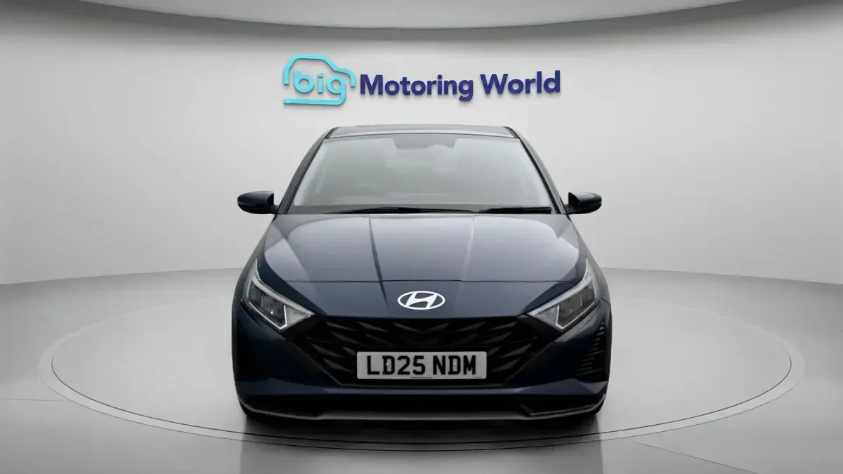 Used Hyundai i20 Ultimate 101 HP (74 kW) 2025 Blue Hatchback