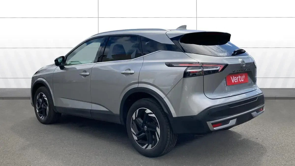 Used Nissan Qashqai N-Connecta 205 HP (150 kW) 2025 Silver SUV