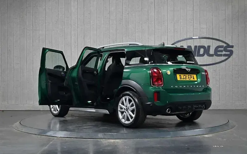 Used Mini Cooper S Countryman Sport 220 HP (161 kW) 2021 Green SUV