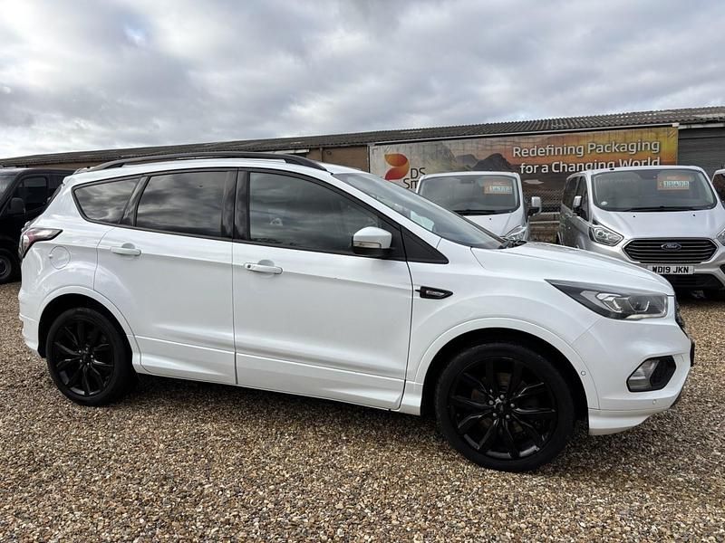 Used Ford Kuga ST-Line X 2018 White SUV