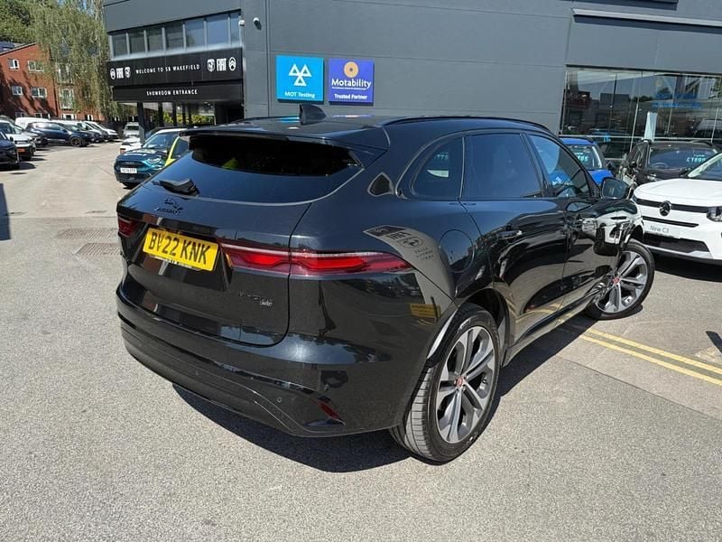 Black Used 2022 Jaguar F-Pace R-Dynamic SUV | £31,995 (Fair price) - Image 1/4