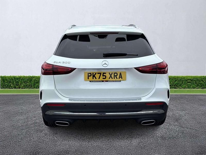 New Mercedes GLA200 Executive 2025 White SUV