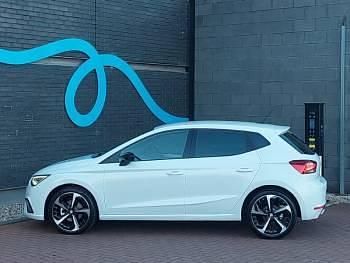 Used Seat Ibiza FR Sport 115 HP (84 kW) 2025 White Hatchback