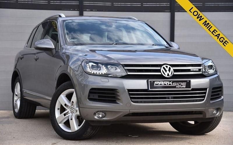 Used 2015 VW Touareg SUV | £13,795 (Super price) - Image 1/4