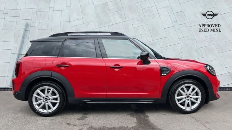 Used Mini Cooper Countryman Sport 136 HP (100 kW) 2022 Red SUV