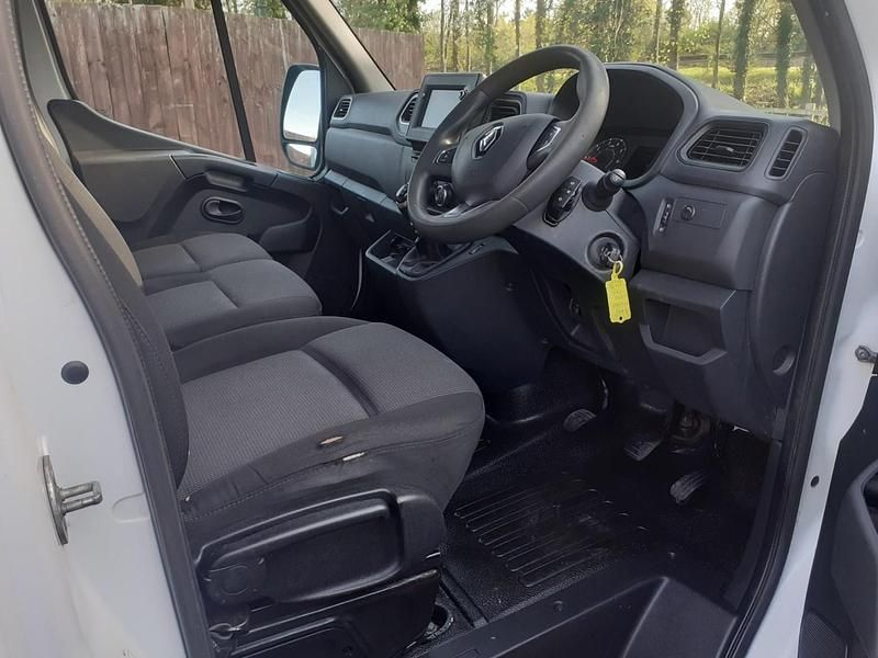 Usado Renault Master Komfort 2020 Branco Monovolume