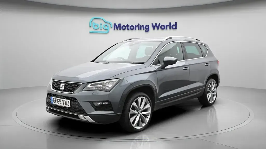 Usado Seat Ateca XCELLENCE Lux 150 HP (110 kW) 2020 Cinzento SUV