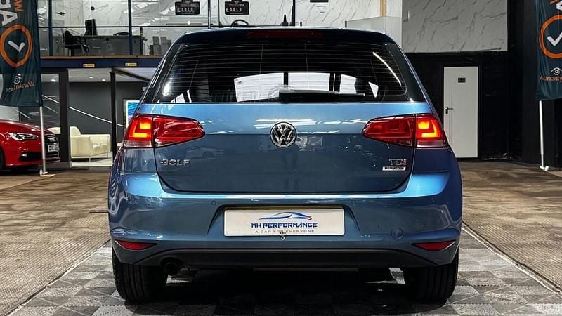 Used VW Golf VII Edition 110 HP (80 kW) 2016 Blue Hatchback