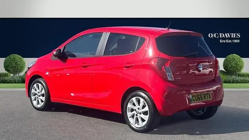 Second-hand Vauxhall Viva 75 CP (55 kW) 2015 Roșu Hatchback