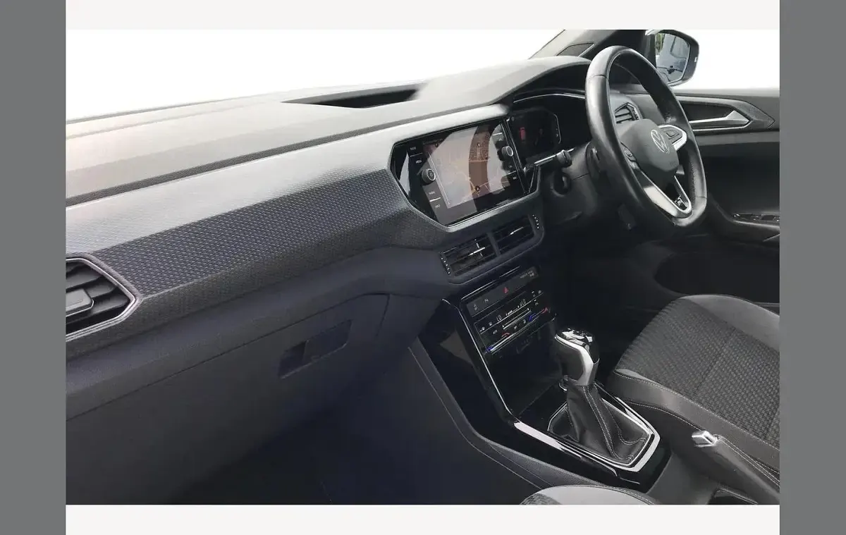 Usado VW T-Cross Life 115 HP (84 kW) 2025 Cinzento SUV