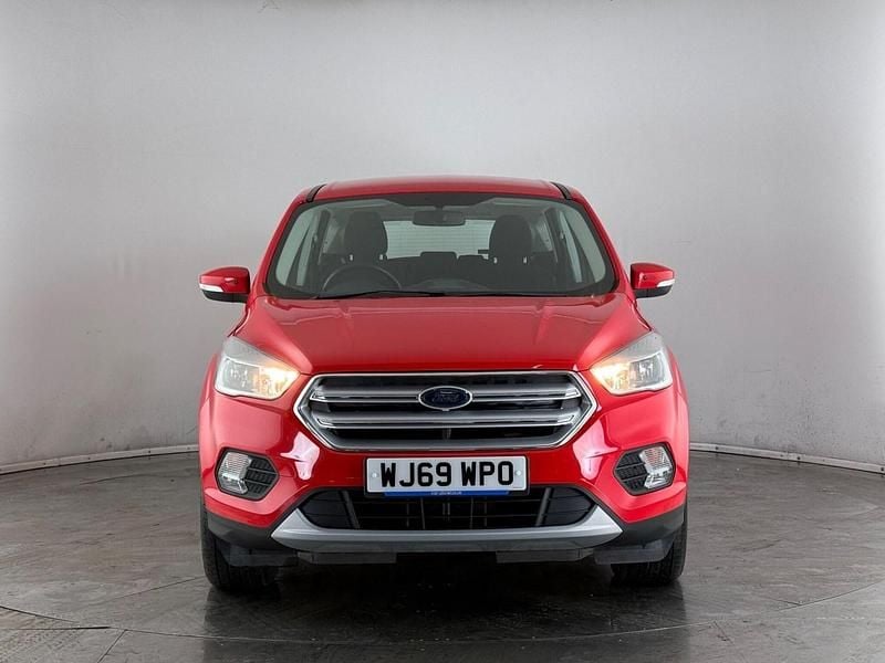 Used Ford Kuga Zetec 150 HP (110 kW) 2019 Red SUV
