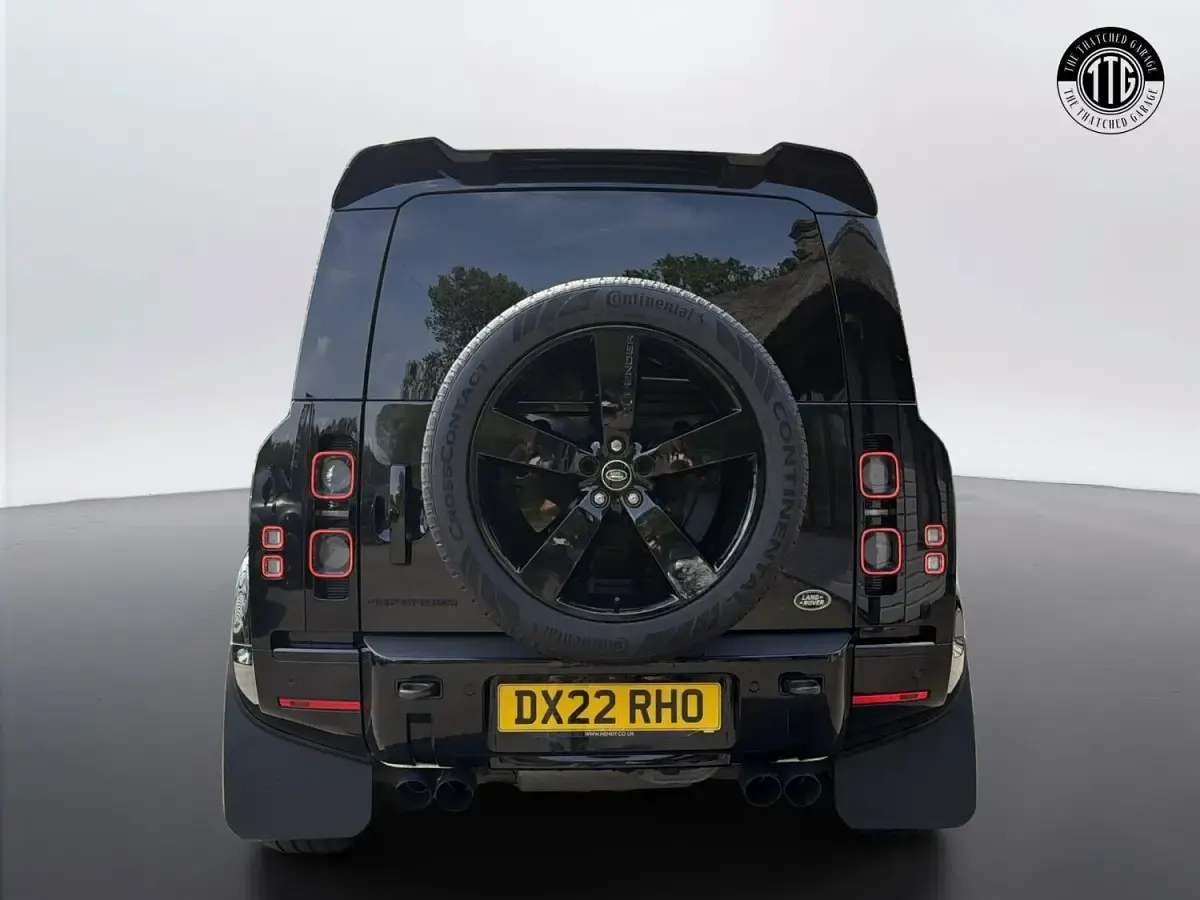 Used Land Rover Defender 525 HP (386 kW) 2022 Black SUV