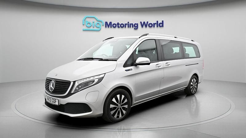 Usado Mercedes EQV300 295 kW (402 HP) 2021