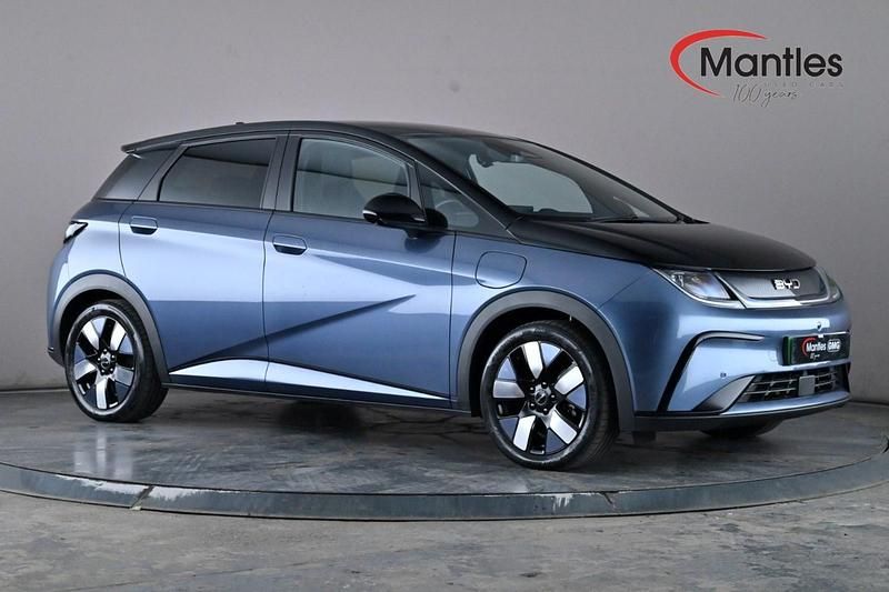 Black/grey Used 2024 BYD Dolphin Design Hatchback | £20,995 (Fair price) - Image 1/4