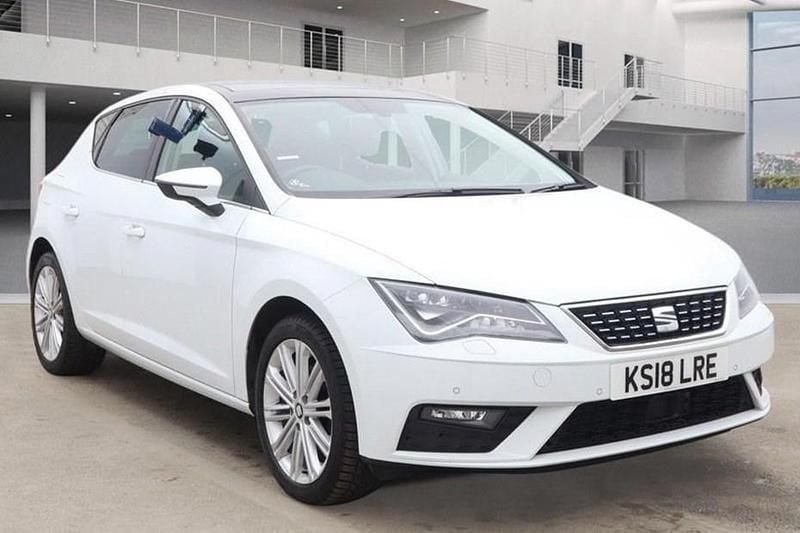 Used Seat Leon XCELLENCE 125 HP (91 kW) 2018 White Hatchback