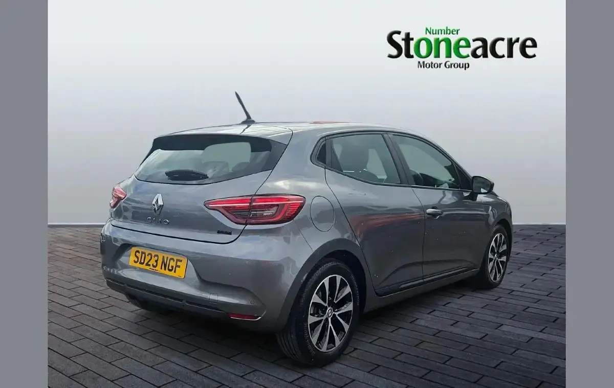 Used Renault Clio Evolution 143 HP (105 kW) 2023 Grey Hatchback