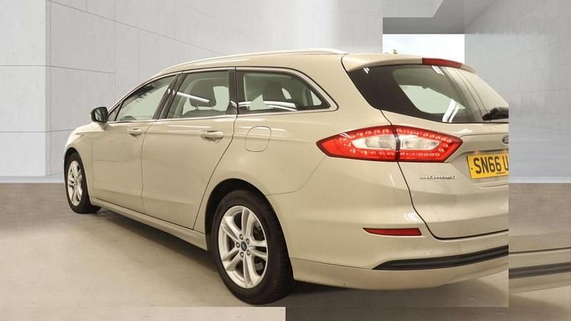 Used Ford Mondeo Zetec 2016 Silver Estate