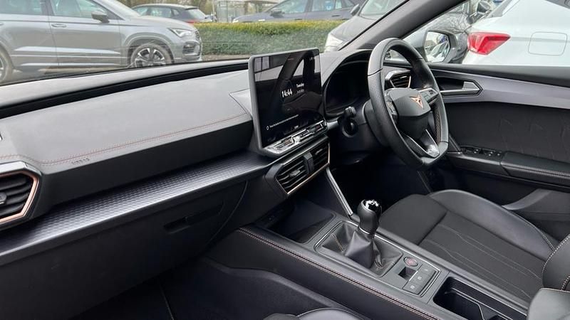 Used Cupra Leon 150 HP (110 kW) 2025 Grey Estate