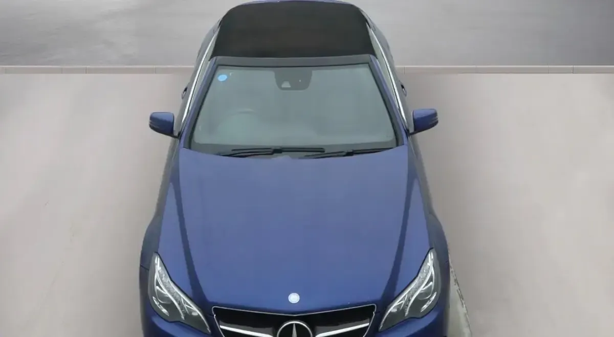 Begagnad Mercedes E220 AMG line 2016 Blå Cab