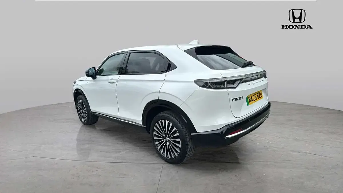 Used Honda e Elegance 150 kW (204 HP) 2025 White Hatchback