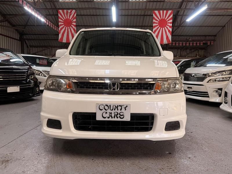 Used Honda Stepwgn 2005 White MPV