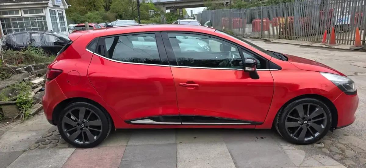 Gebraucht Renault Clio IV Dynamique 2015 Rot Kleinwagen