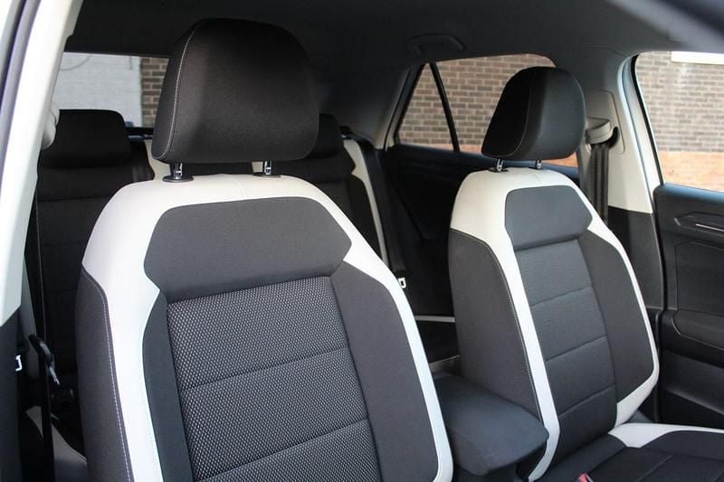 Used VW T-Roc SEL 115 HP (84 kW) 2019 White SUV