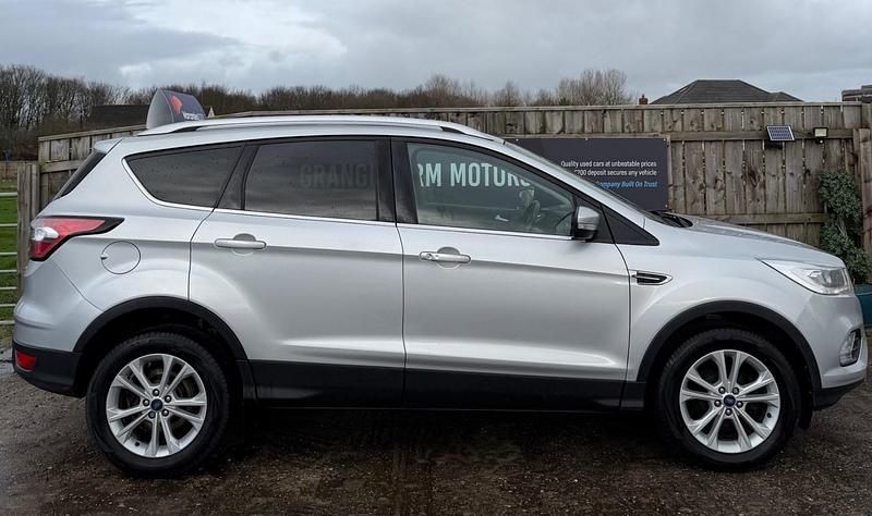 Used Ford Kuga Titanium 150 HP (110 kW) 2018 Silver SUV