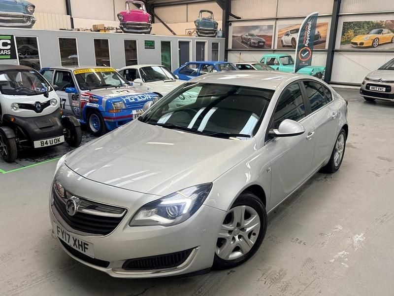 Used Vauxhall Insignia Design Edition 2017 Silver Hatchback