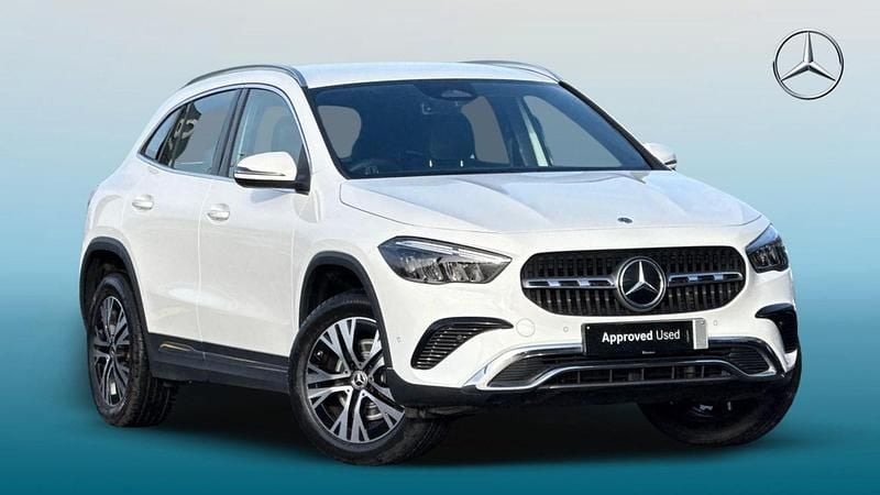 Polar white Used 2023 Mercedes GLA200 Executive SUV | £27,495 (Fair price) - Image 1/4