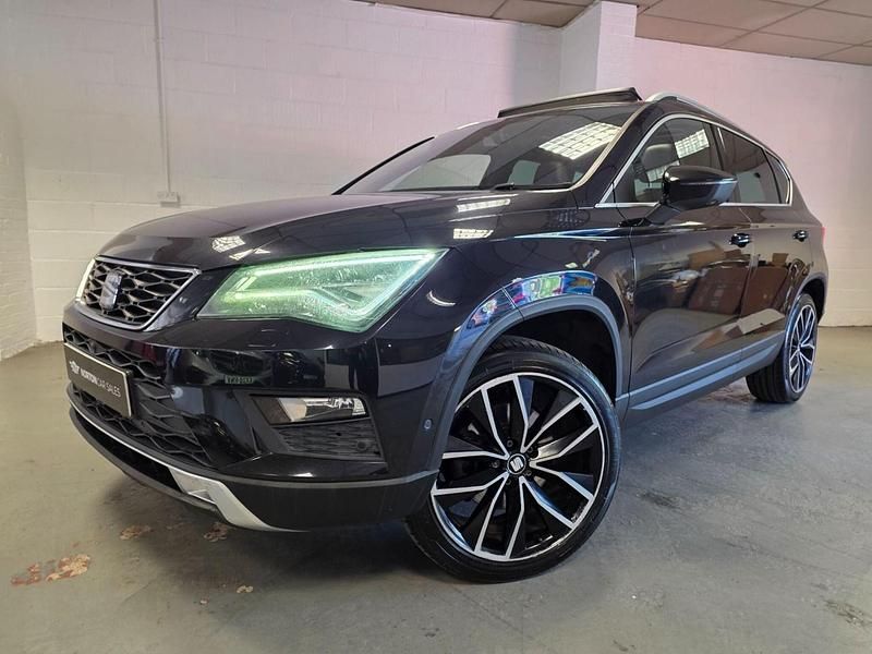 Usado Seat Ateca 4Drive 150 HP (110 kW) 2017 Preto SUV