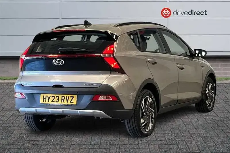 Usado Hyundai Bayon SE 100 CV (73 kW) 2023 Marrón SUV
