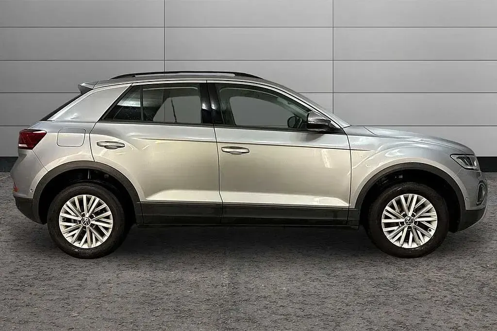 Used VW T-Roc Life 150 HP (110 kW) 2022 SUV