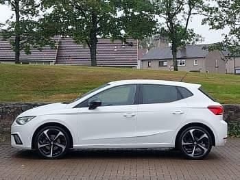Used Seat Ibiza FR Sport 115 HP (84 kW) 2024 White Hatchback