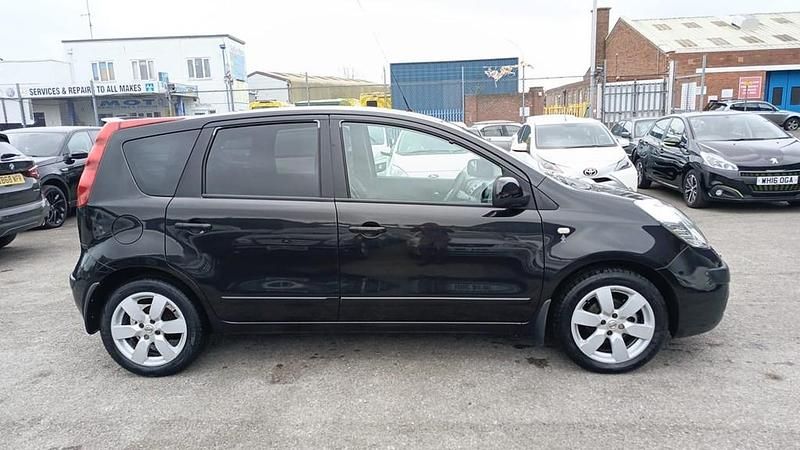 Used Nissan Note 110 HP (80 kW) 2007 Black Hatchback