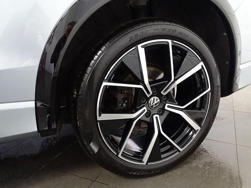 Used VW Tiguan R-line 150 HP (110 kW) 2024 Silver SUV